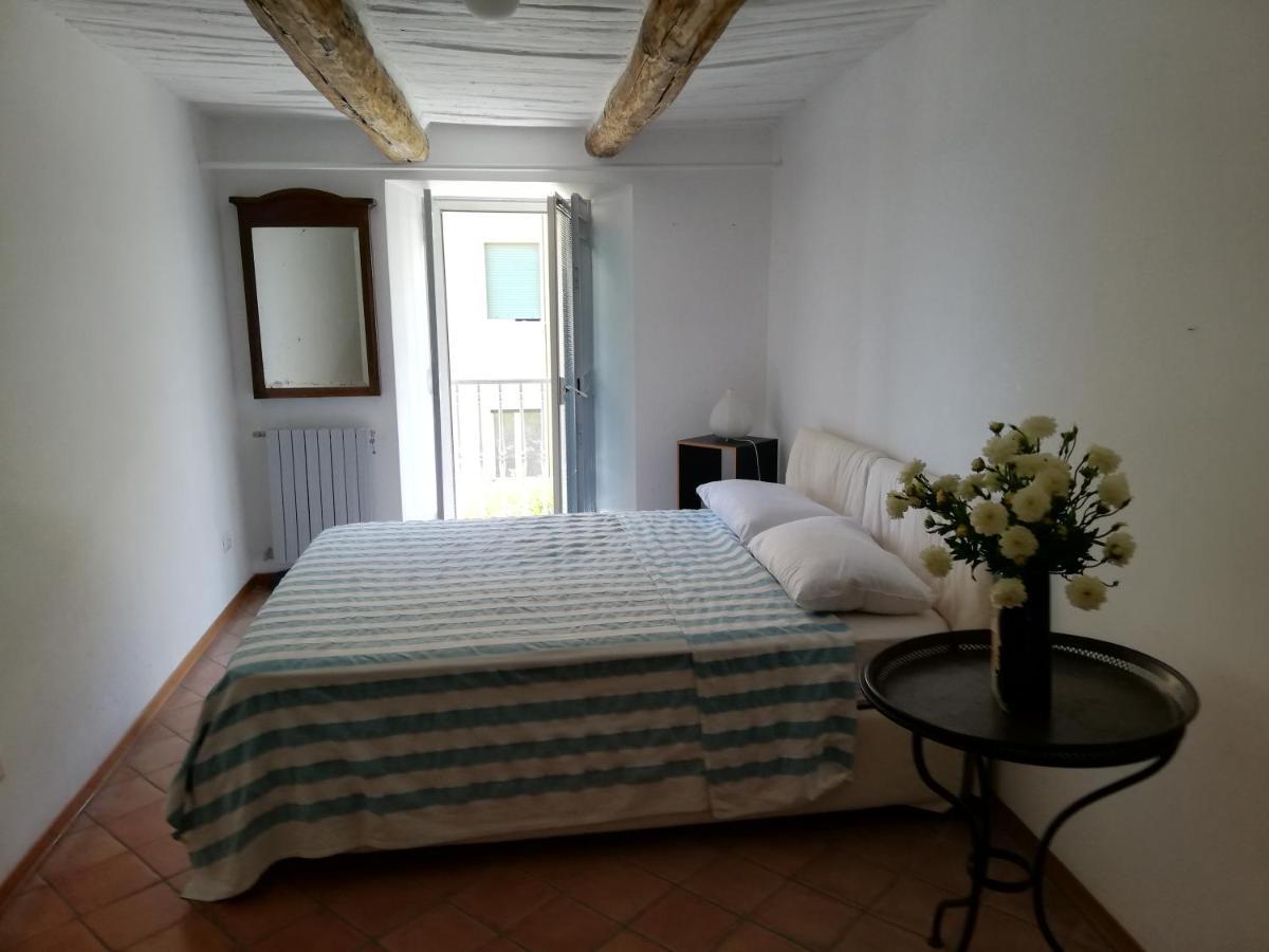 Montesanto Cve, Terrasse Avec Vue Sur - Locappart Napels